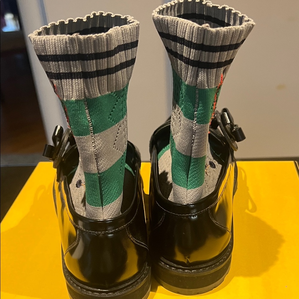 Fendi Black and Green Ankle Boots with Floral Design - Picture 4 of 7